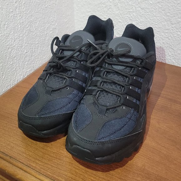 Black Nike Air VG-R size 7.5 main image 9
